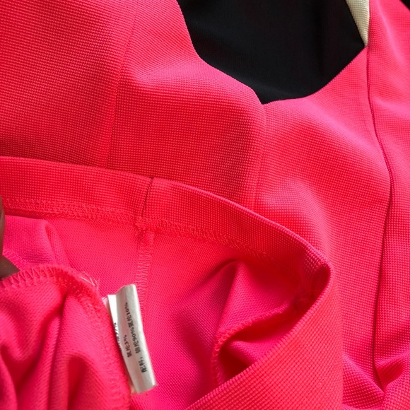 Pink,white, black Dresses. Great 👍 condition. - Picture 6 of 8